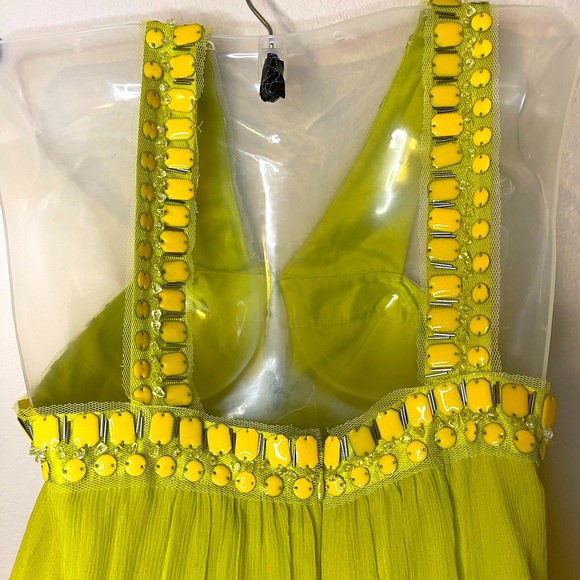 STUNNING BCBGMAXAZRIA 100% SILK DRESS WITH JEWELS SIZE 2 - Picture 6 of 7